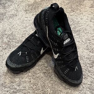 Nike Men's Vapormax Flyknit 2023